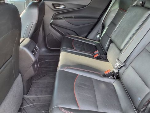 Used 2023 Chevrolet Equinox RS w/ RS Leather Package FWD image 12
