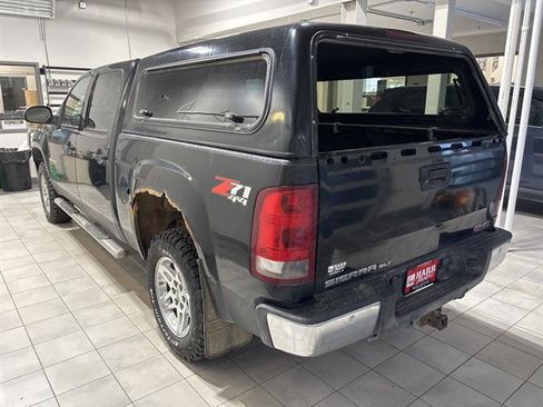 Used 2009 GMC Sierra 1500 SLT w/ All-Terrain Package image 2