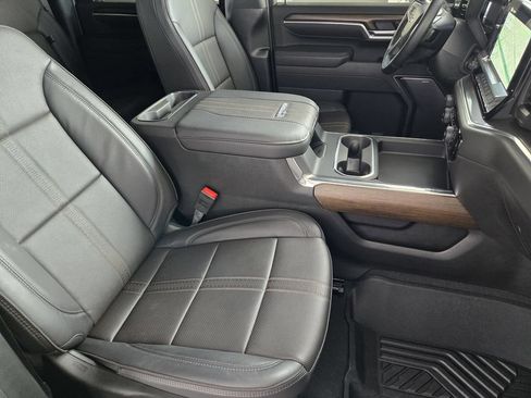 Used 2025 Chevrolet Silverado 3500 High Country w/ High Country Premium Package AWD/4WD image 16