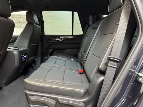 New 2026 GMC Yukon Elevation AWD/4WD image 16