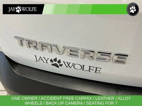 Used 2023 Chevrolet Traverse LT image 25