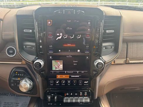 Used 2019 RAM 1500 Laramie Longhorn AWD/4WD image 30