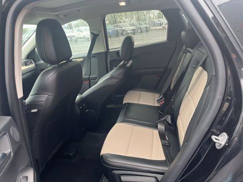 Used 2022 Ford Escape Titanium w/ Titanium Elite Package image 15