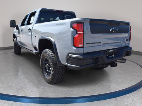 Used 2024 Chevrolet Silverado 2500 ZR2 w/ ZR2 Bison Edition AWD/4WD image 10