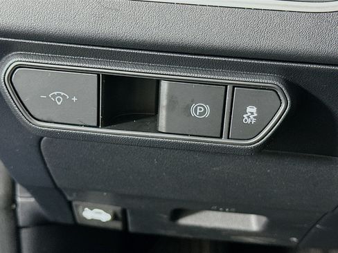 Used 2025 Kia K4 FWD image 17