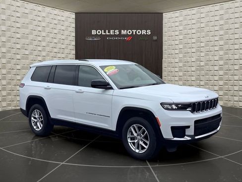 Certified 2022 Jeep Grand Cherokee L Laredo w/ Luxury Tech Group I image 2