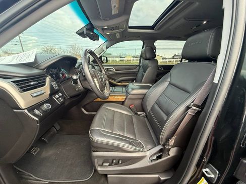 Used 2017 GMC Yukon XL Denali w/ Open Road Package image 12