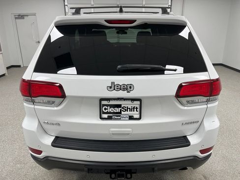 Used 2020 Jeep Grand Cherokee Laredo AWD/4WD image 9