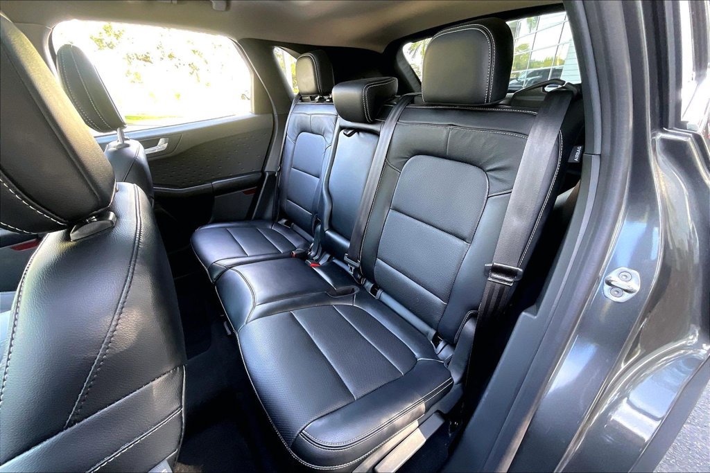 Used 2020 Ford Escape Titanium FWD image 14