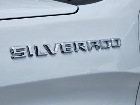 Used 2021 Chevrolet Silverado 1500 LT AWD/4WD image 29