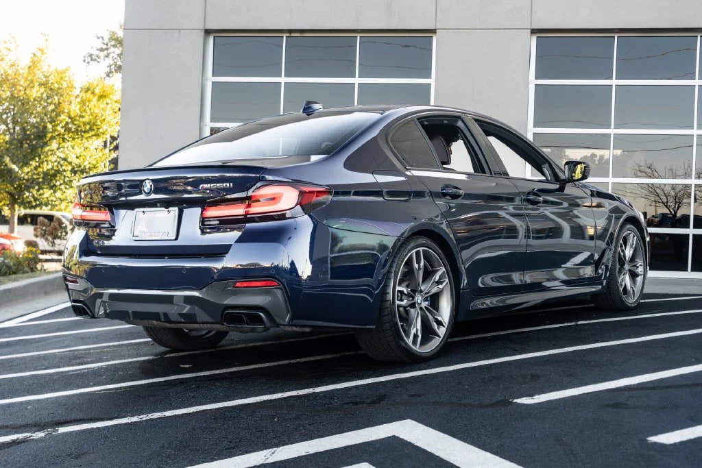 Used 2021 BMW M550i xDrive w/ Executive Package AWD/4WD image 10