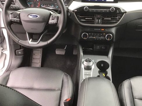 Used 2022 Ford Escape SEL AWD/4WD image 8