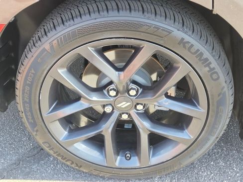 Used 2022 Dodge Charger SXT w/ Blacktop Package RWD image 10