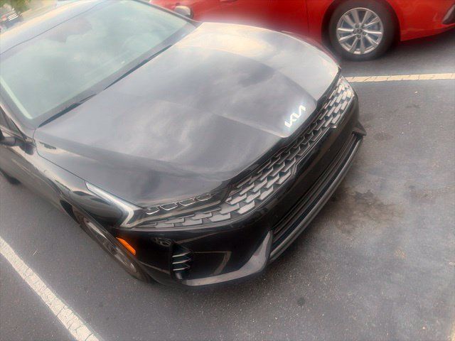 Used 2022 Kia K5 LX FWD image 6