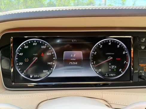 Used 2015 Mercedes-Benz S 550 4MATIC Sedan image 32