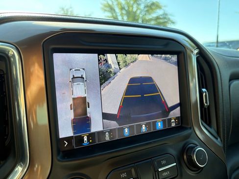 Used 2020 Chevrolet Silverado 3500 High Country image 13