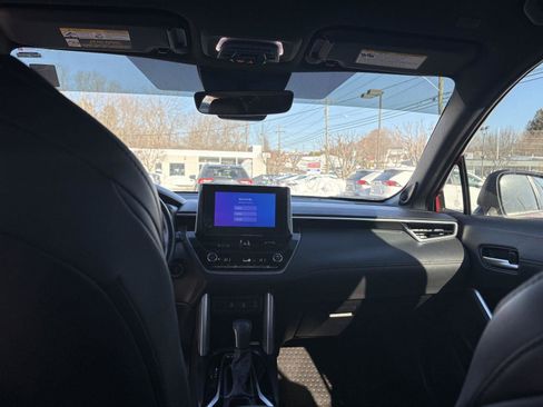 Used 2023 Toyota Corolla Cross XSE w/ Convenience Package image 19