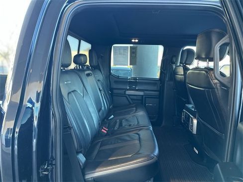 Certified 2021 Ford F250 Platinum w/ FX4 Off-Road Package image 23
