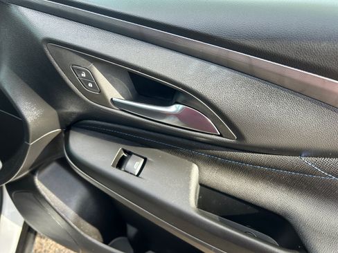 Used 2025 Buick Envista Sport Touring w/ Convenience I Package FWD image 16