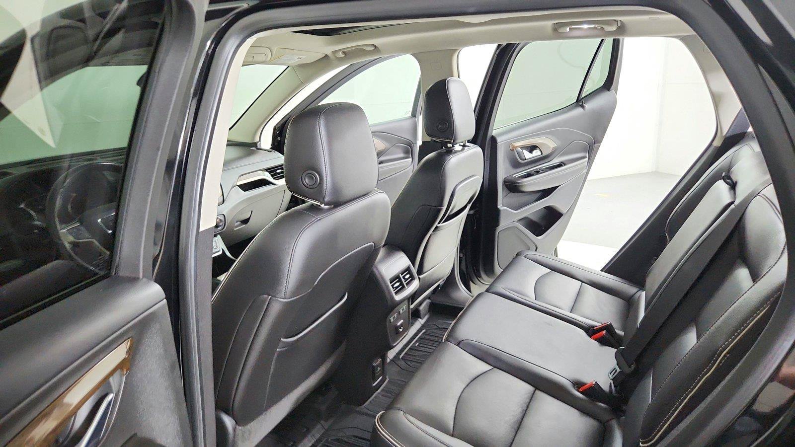 Used 2020 GMC Terrain Denali w/ Denali Premium Package AWD/4WD image 25