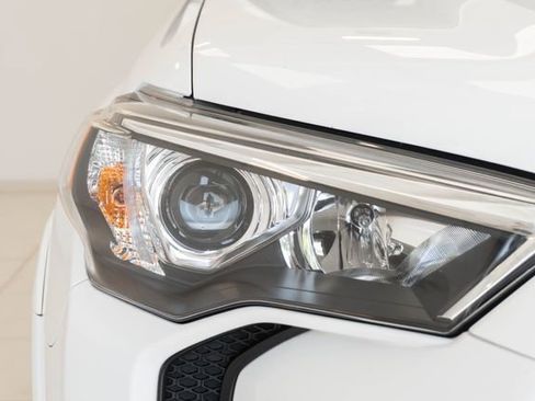 Used 2024 Toyota 4Runner TRD Pro AWD/4WD image 10