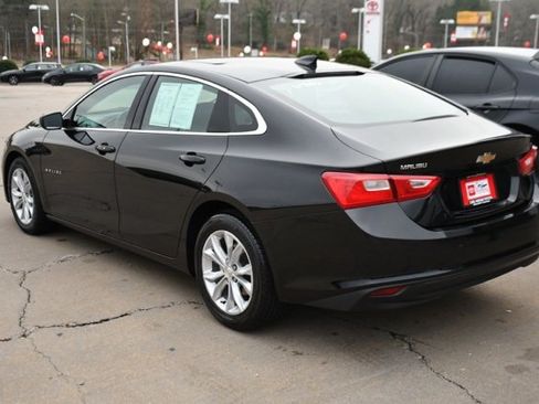 Used 2024 Chevrolet Malibu LT image 3