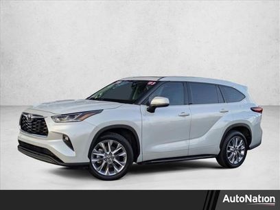 Used 2023 Toyota Highlander Limited