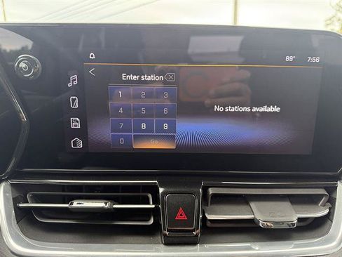 Used 2024 Chevrolet TrailBlazer ACTIV AWD/4WD image 40