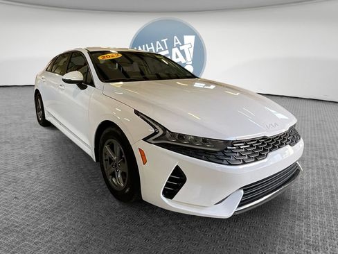 Used 2022 Kia K5 LXS FWD image 1
