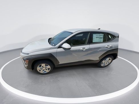 New 2026 Hyundai Kona SE AWD/4WD image 5