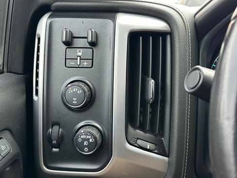 Used 2018 GMC Sierra 2500 SLT image 40