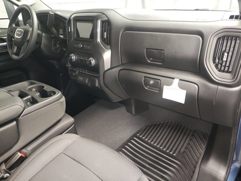 New 2026 GMC Sierra 2500 Pro w/ Convenience Package AWD/4WD image 8