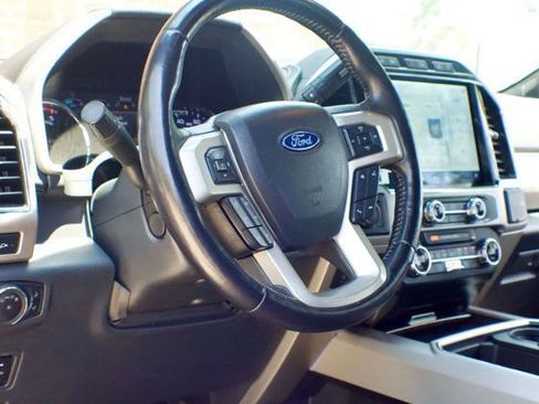Used 2022 Ford F250 Lariat w/ Lariat Ultimate Package AWD/4WD image 21
