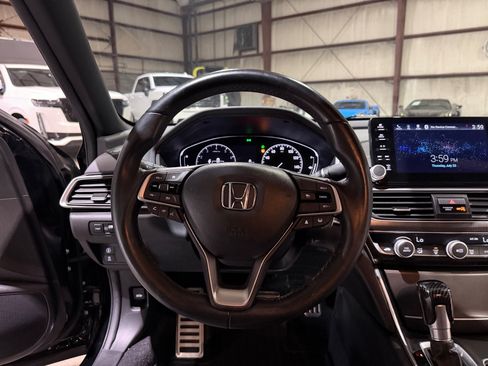 Used 2022 Honda Accord Sport image 30