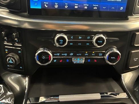 Used 2022 Ford F150 Lariat w/ Equipment Group 502A High AWD/4WD image 22