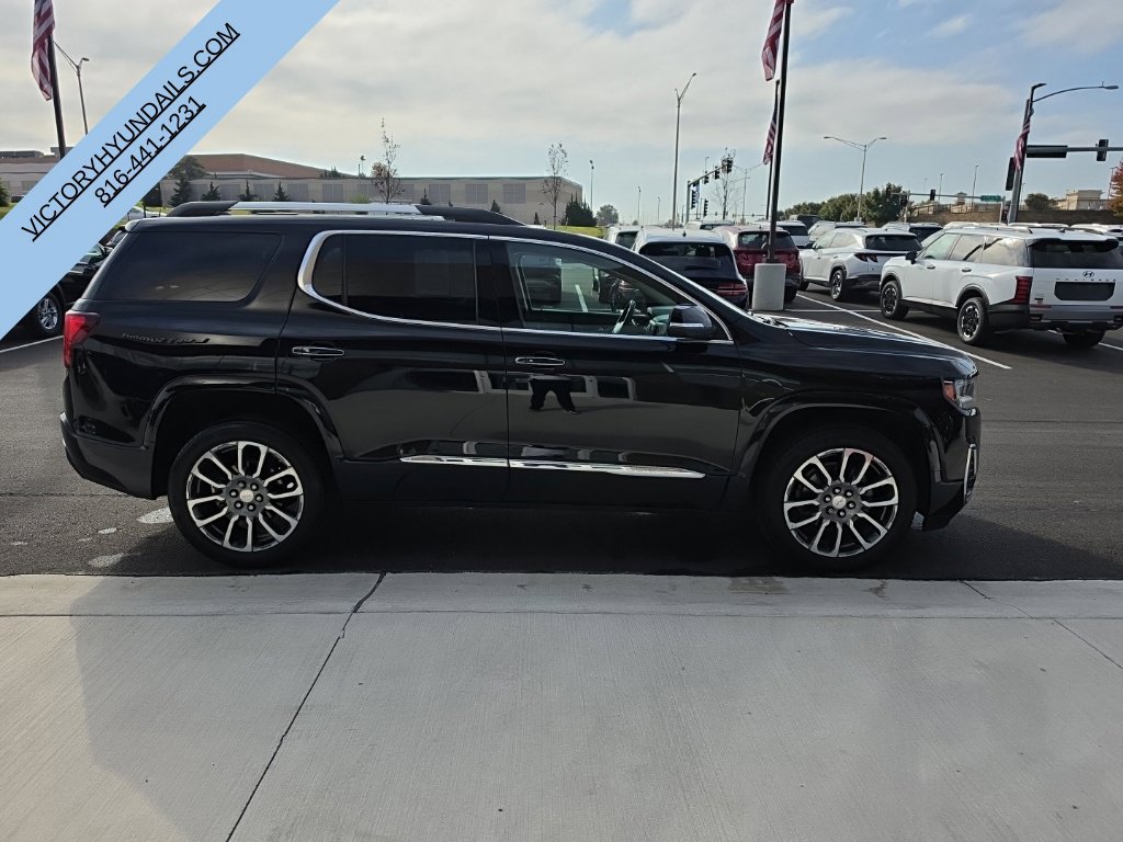 Used 2022 GMC Acadia Denali w/ Denali Ultimate Package FWD image 7