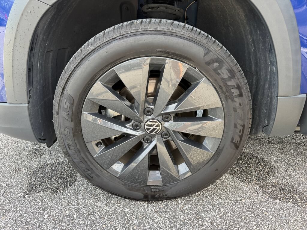 Used 2024 Volkswagen Taos S FWD image 31