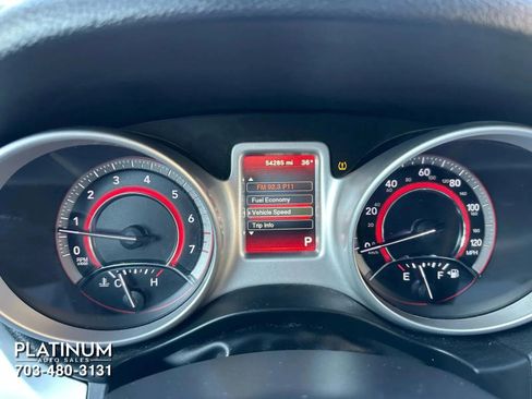 Used 2017 Dodge Journey SXT w/ Comfort/Convenience Group image 7