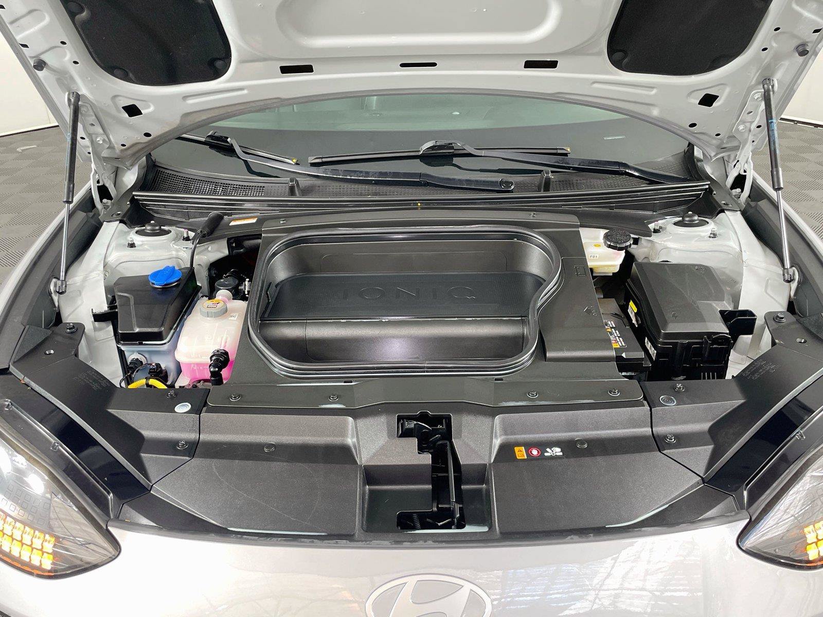 Certified 2023 Hyundai Ioniq 6 SEL AWD/4WD image 33