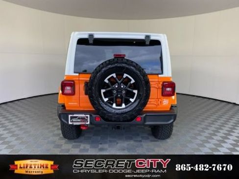 New 2026 Jeep Wrangler Unlimited Rubicon w/ Whitecap Package AWD/4WD image 6