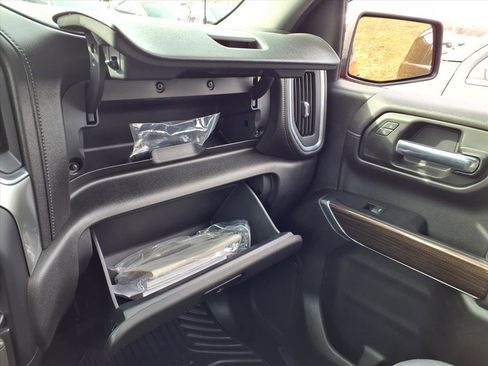 Used 2019 Chevrolet Silverado 1500 LT w/ All-Star Edition image 18