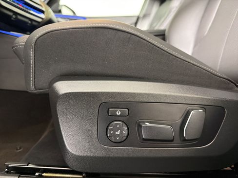 Used 2025 BMW X3 xDrive30 w/ Convenience Package AWD/4WD image 12