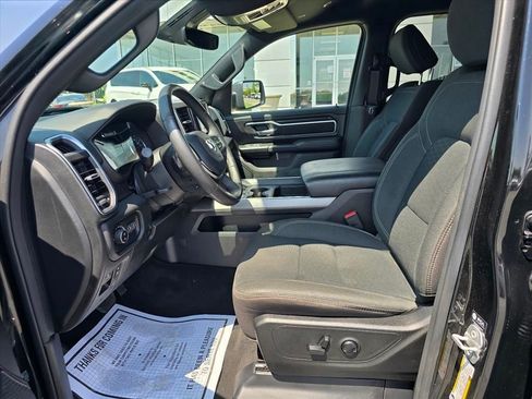 Used 2025 RAM 1500 Big Horn AWD/4WD image 11