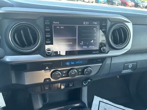 Used 2022 Toyota Tacoma SR5 RWD image 21