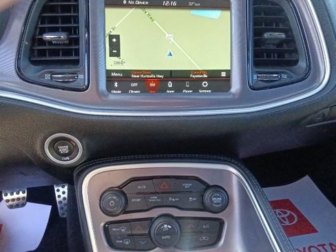 Used 2022 Dodge Challenger R/T w/ Blacktop Package image 21