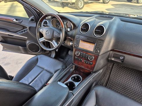 Used 2009 Mercedes-Benz GL 320 BlueTEC 4MATIC image 22