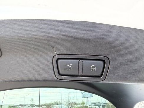 Used 2021 Alfa Romeo Stelvio Ti image 5