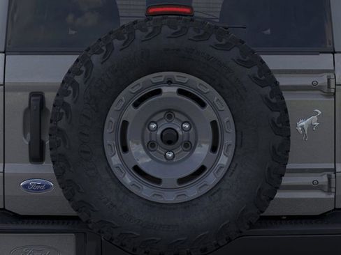 New 2025 Ford Bronco Badlands image 24