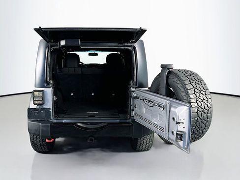 Used 2017 Jeep Wrangler Unlimited Sport AWD/4WD image 25