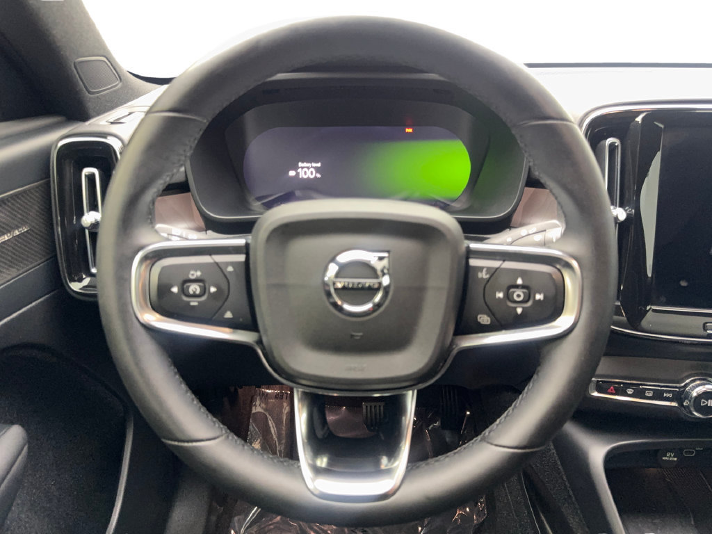 Used 2023 Volvo C40 P8 Recharge Ultimate AWD/4WD image 57